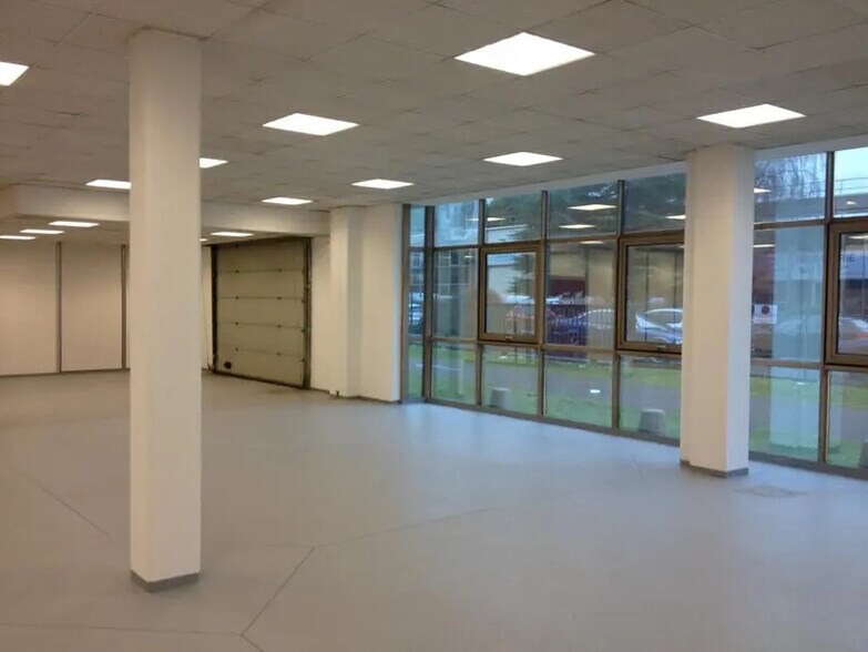 1-7 Rue Henri De France, Bezons for lease - Interior Photo - Image 3 of 7