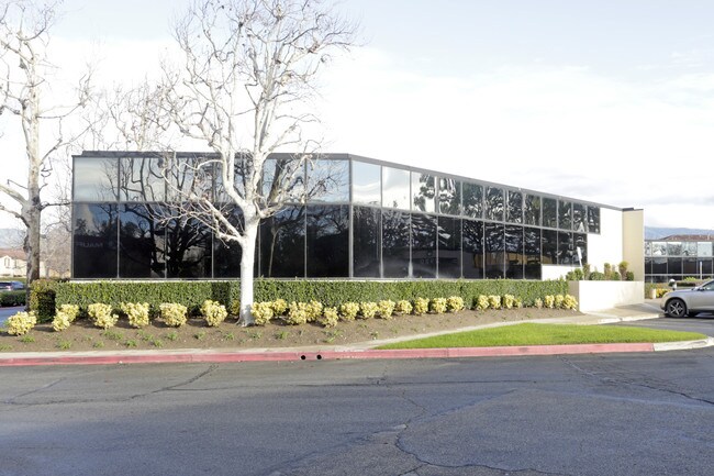 More details for 2910 Inland Empire Blvd, Ontario, CA - Office for Lease