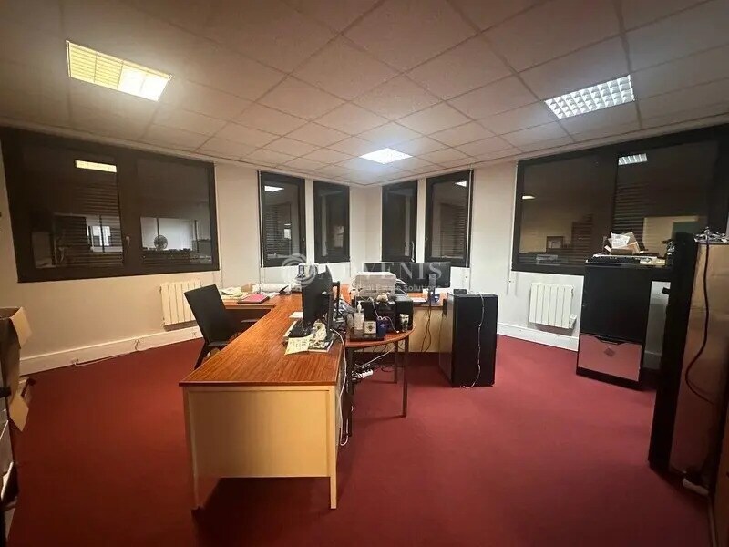 Bureau dans Cergy à louer Photo intérieure- Image 1 de 6