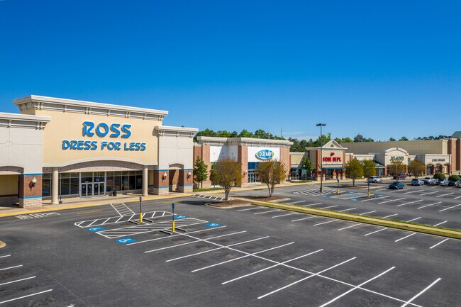 Plus de détails pour 5555 Whittlesey Blvd, Columbus, GA - Commerce de détail à louer