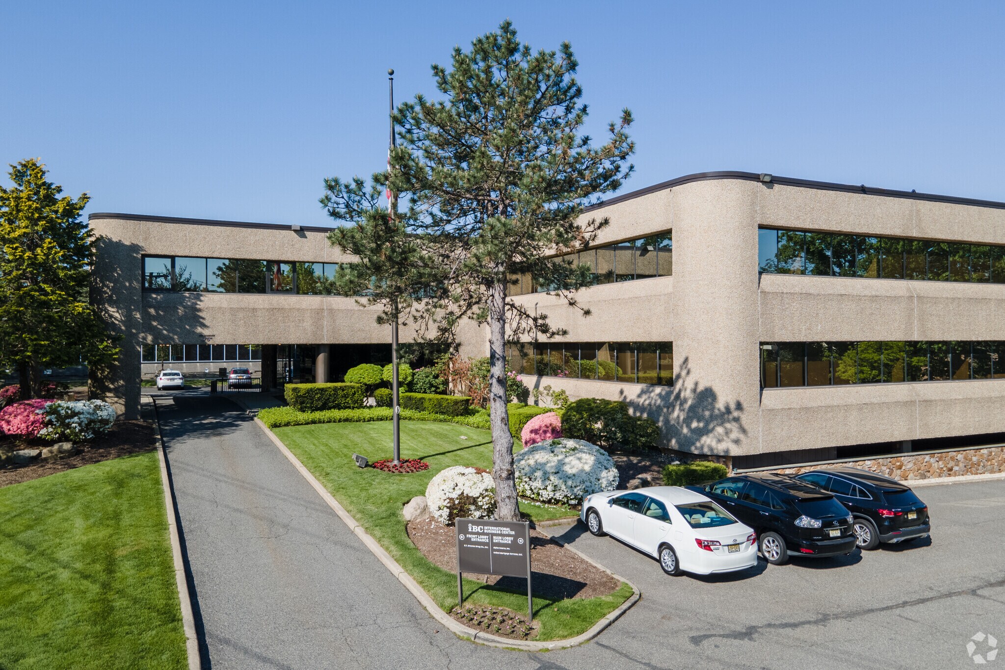 440 Sylvan Ave, Englewood Cliffs, NJ à louer Photo du bâtiment- Image 1 de 8