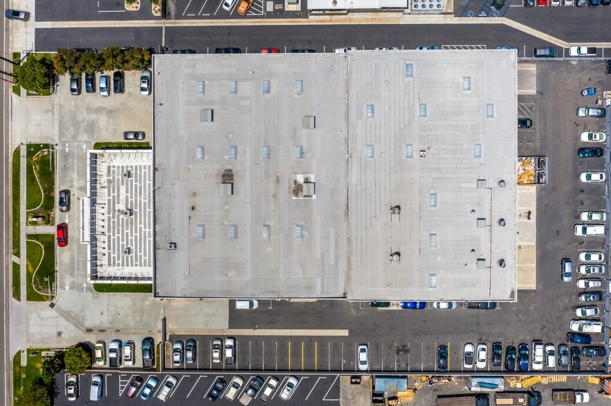 1621 E Orangethorpe Ave, Fullerton, CA for sale - Building Photo - Image 3 of 20