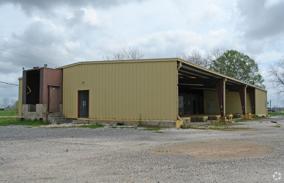 5199 N Main St, Liberty, TX à vendre - Photo du bâtiment - Image 2 de 2