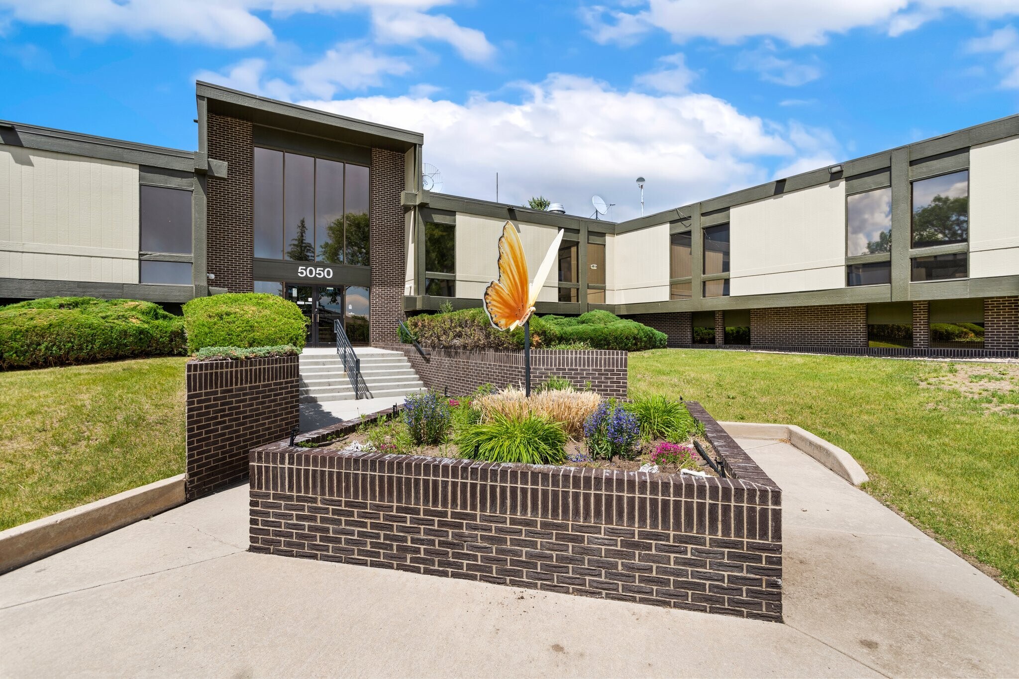 5050 Edison Ave, Colorado Springs, CO for sale Building Photo- Image 1 of 31