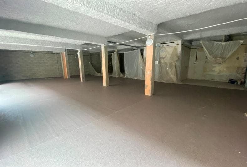Retail in Brétigny-sur-Orge for lease - Interior Photo - Image 3 of 4
