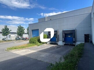 Plus de détails pour Local d'activités à louer