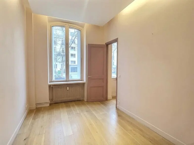 Bureau dans Paris à louer - Photo intérieure - Image 3 de 7