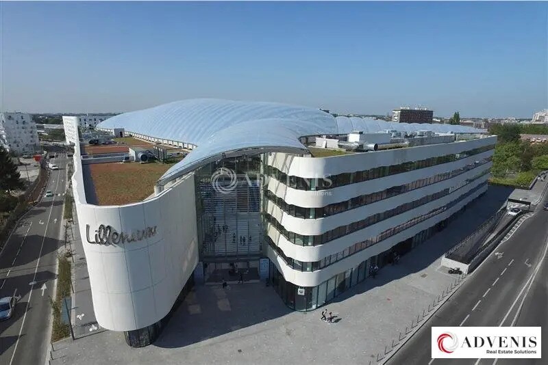 Office in Lille for lease - Building Photo - Image 1 of 7
