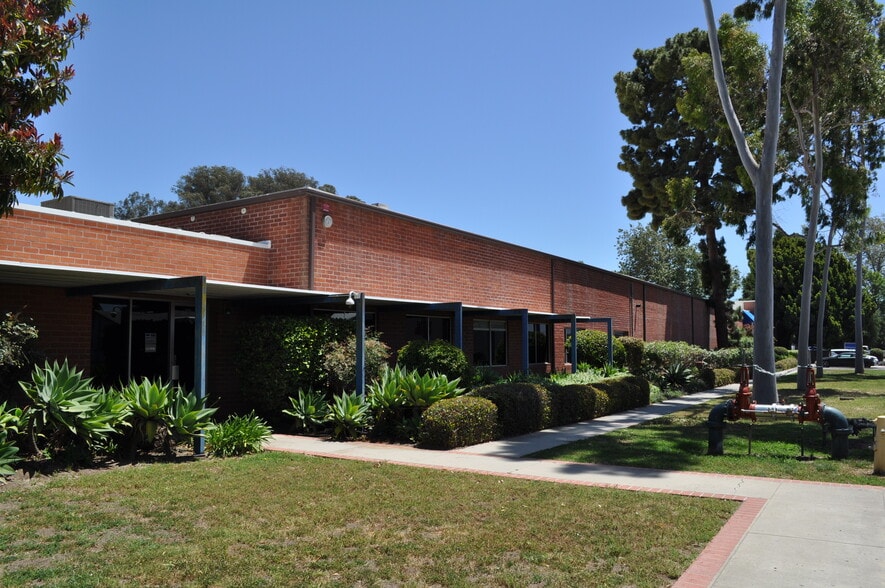 440 Rutherford St, Goleta, CA for lease - Building Photo - Image 1 of 14