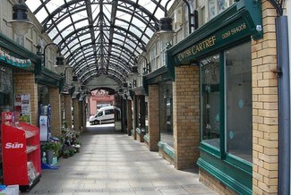 Plus de détails pour The Arcade, Ammanford - Commerce de détail à louer