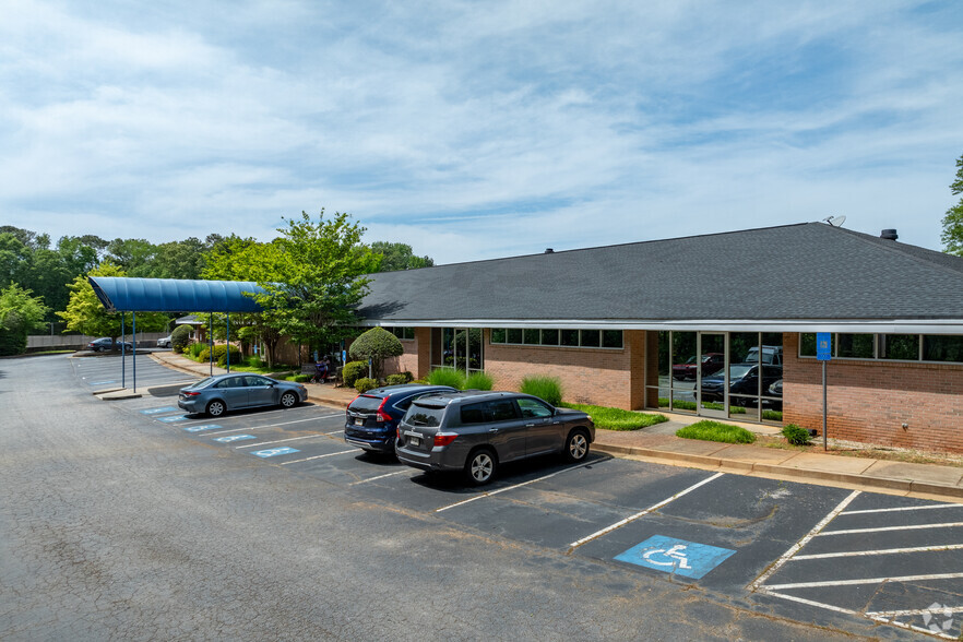 Fully Occupied Medical Park | ATL Metro portfolio of 5 properties for sale on LoopNet.ca - Building Photo - Image 3 of 25