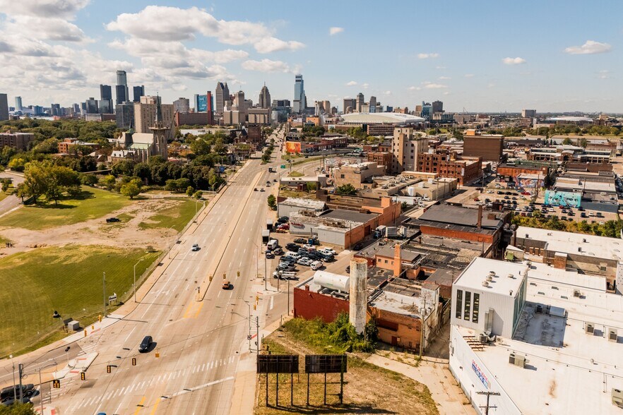 1901-1971 Adelaide St, Detroit, MI à vendre - Photo du bâtiment - Image 3 de 7