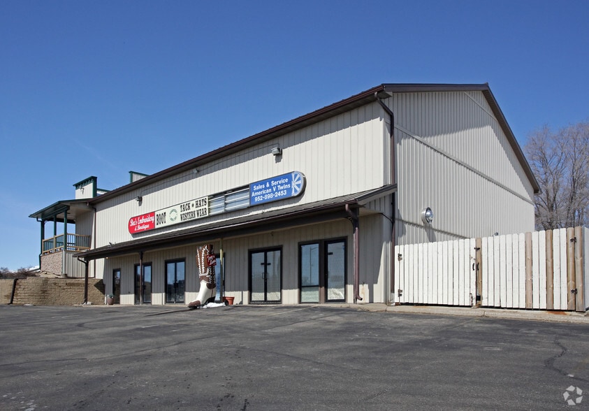 16350 Kenrick Loop, Lakeville, MN for lease - Primary Photo - Image 1 of 2