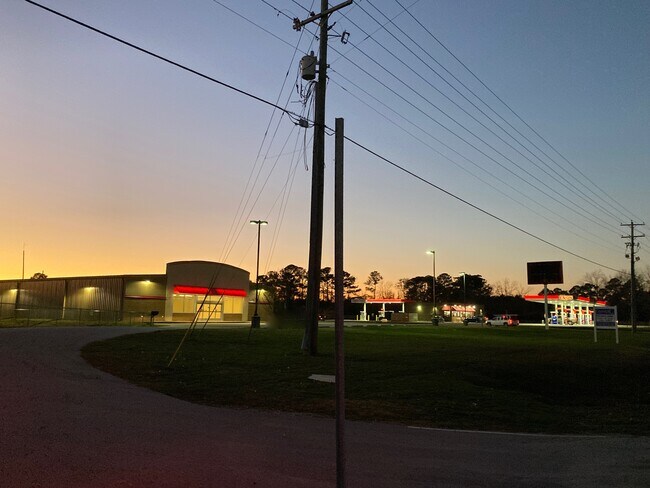 Plus de détails pour 4955 Richlands Hwy, Jacksonville, NC - Commerce de détail à louer