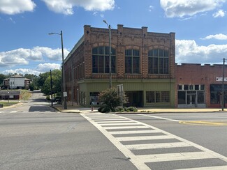 Plus de détails pour 200 Battle St W, Talladega, AL - Vente au détail à louer