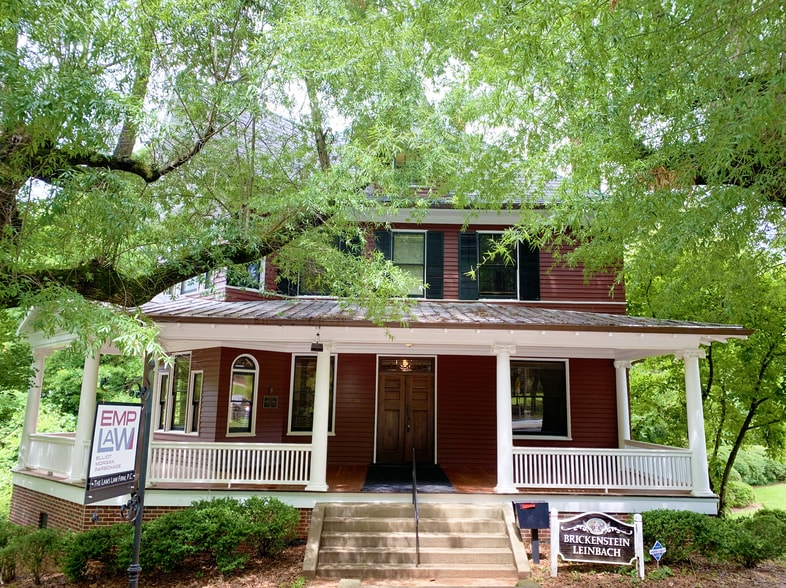 426 Old Salem Rd, Winston-Salem, NC for sale - Primary Photo - Image 1 of 10