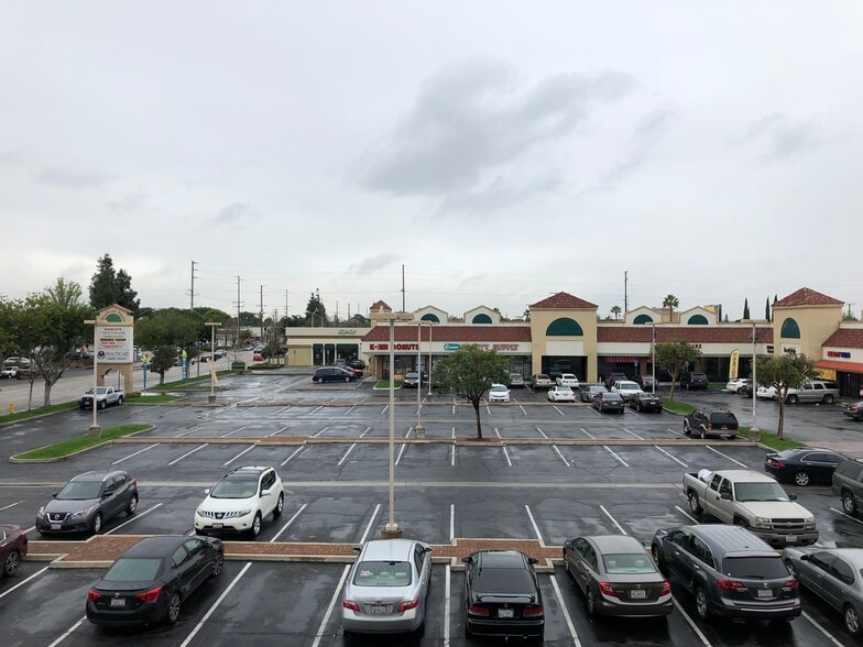 8527 Alondra Blvd, Paramount, CA for lease - Building Photo - Image 3 of 4