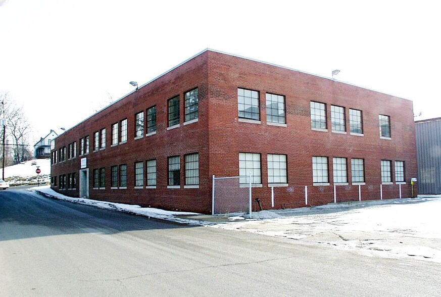 295 Wetmore Ave SE, Massillon, OH à louer - Autre - Image 2 de 7