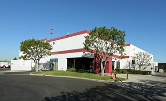 Plus de détails pour 1959 N Main St, Orange, CA - Industriel à louer