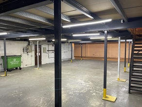 Gloucester Ct, Leeds for lease Interior Photo- Image 1 of 9