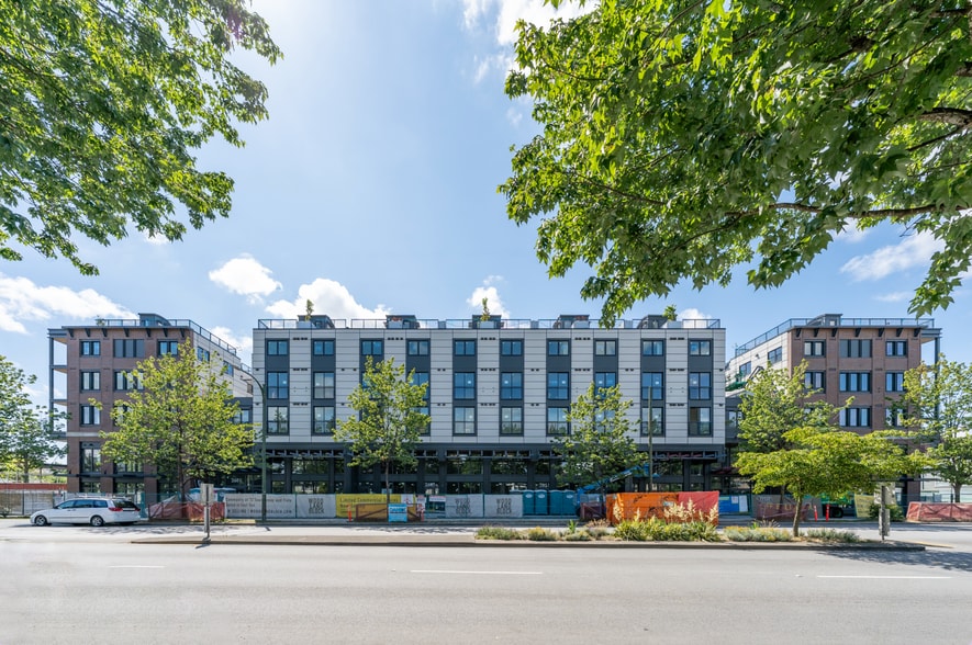 2375 11th Av E, Vancouver, BC for sale - Building Photo - Image 2 of 2