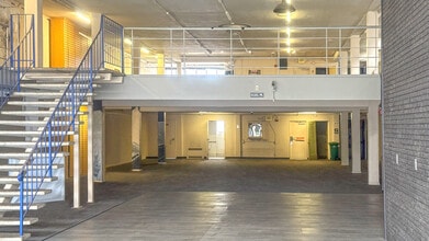 2468 Bancroft Way, Berkeley, CA for lease Interior Photo- Image 2 of 2