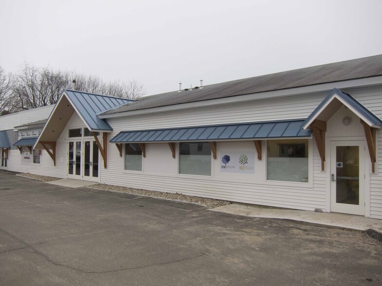 32 Wall St, Madison, CT à louer - Photo du bâtiment - Image 2 de 11