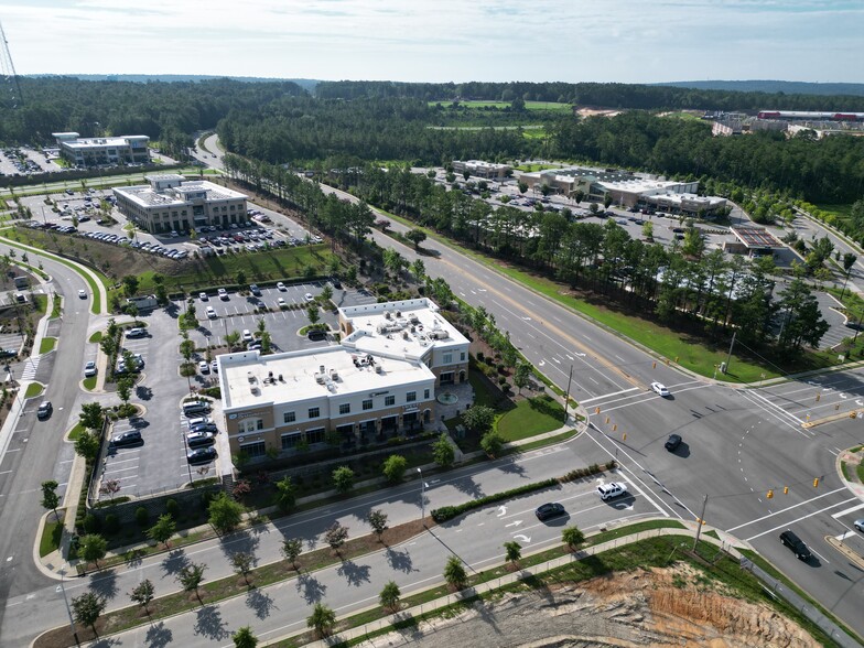 100 Pavilion Way, Southern Pines, NC à louer - Photo du b timent - Image 3 de 12