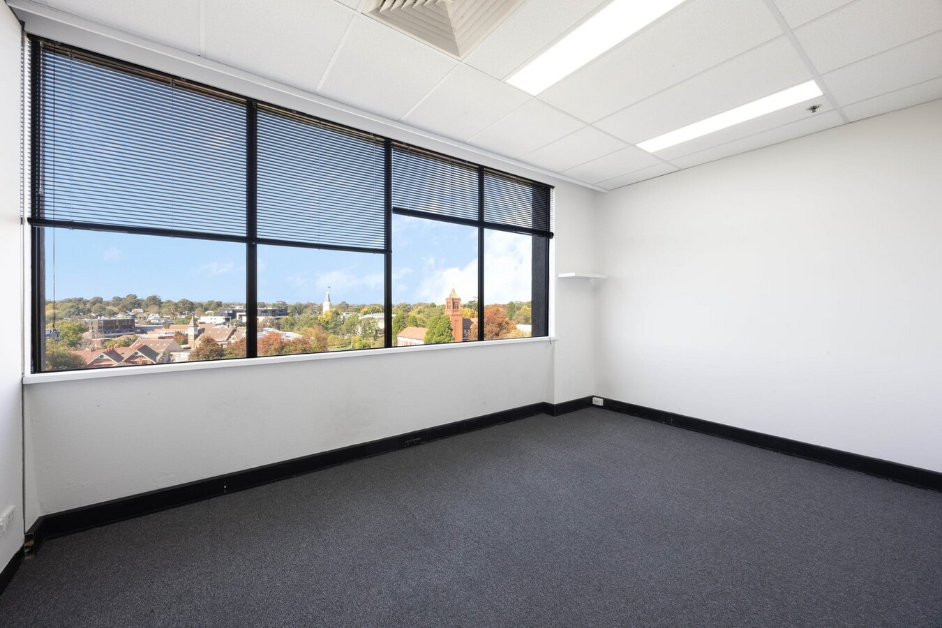 685 Burke Rd, Camberwell, VIC 3124 - Unit 5.04 - - Interior Photo - Image 1 of 8