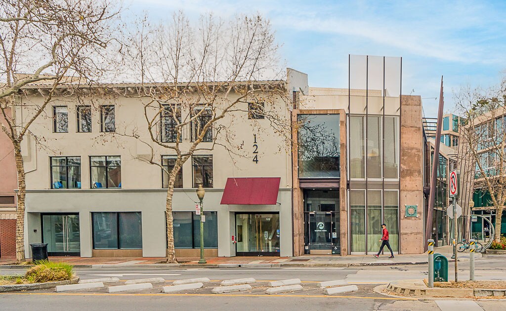 124 University Ave, Palo Alto, CA à louer Photo du bâtiment- Image 1 de 8
