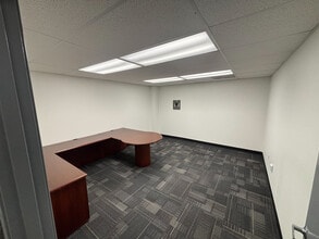 28170 SW Boberg Rd, Wilsonville, OR for lease Interior Photo- Image 2 of 10