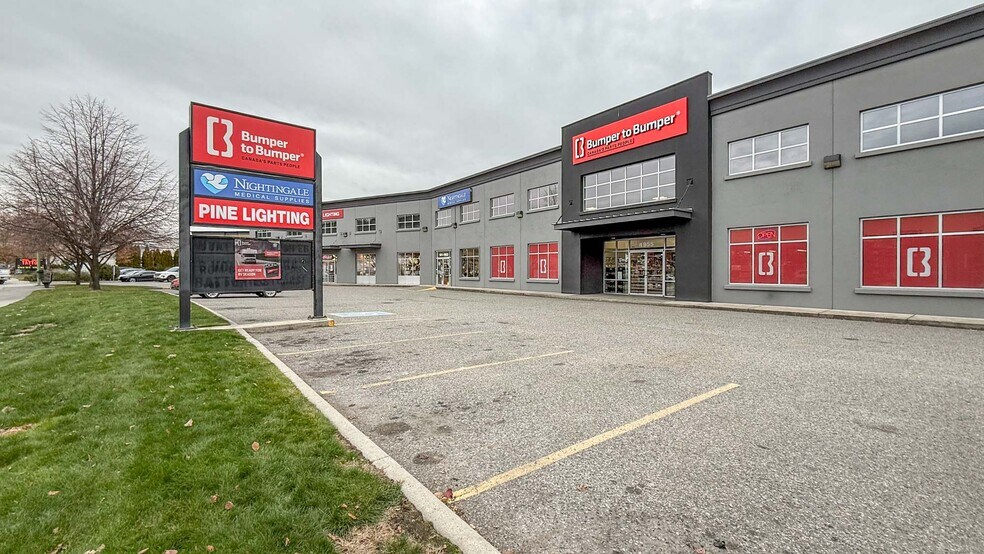 1953-1955 Baron Rd, Kelowna, BC à vendre - Photo du bâtiment - Image 3 de 5