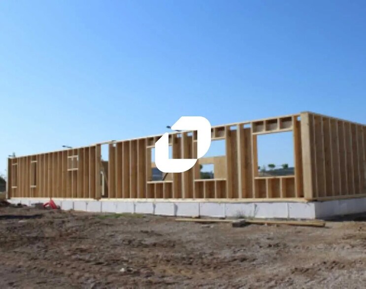 Local d'activités dans Ennery à vendre - Photo du bâtiment - Image 2 de 8