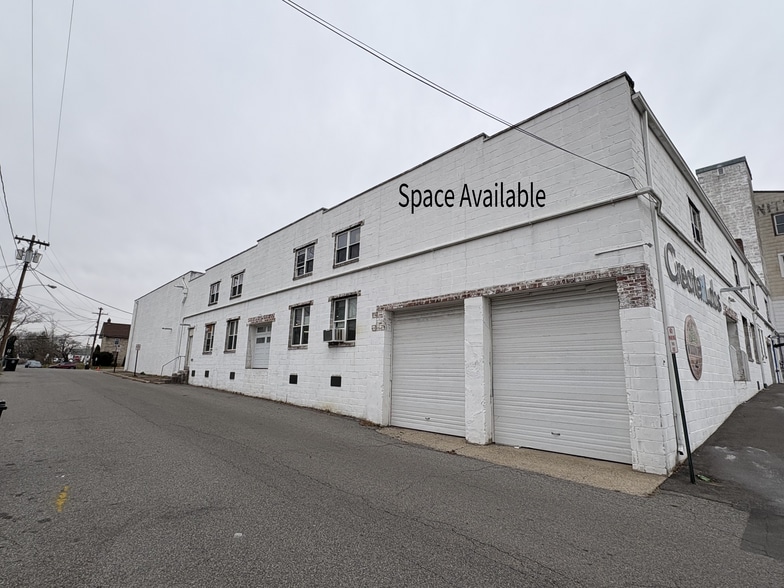 37 E Washington Ave, Washington, NJ for lease - Building Photo - Image 2 of 7