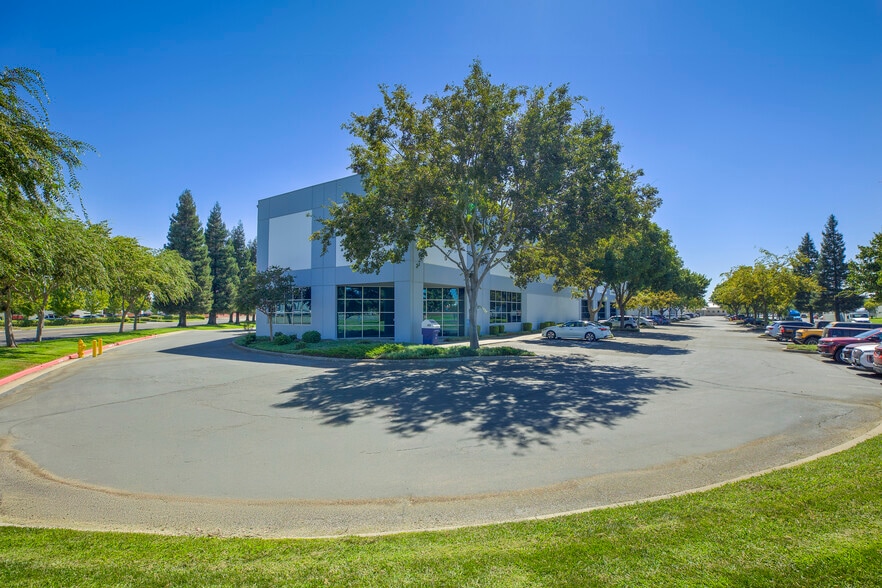 6750 S Longe St, Stockton, CA for lease - Building Photo - Image 2 of 3
