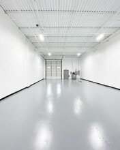 195 Central Ave, Farmingdale, NY for lease Interior Photo- Image 1 of 2