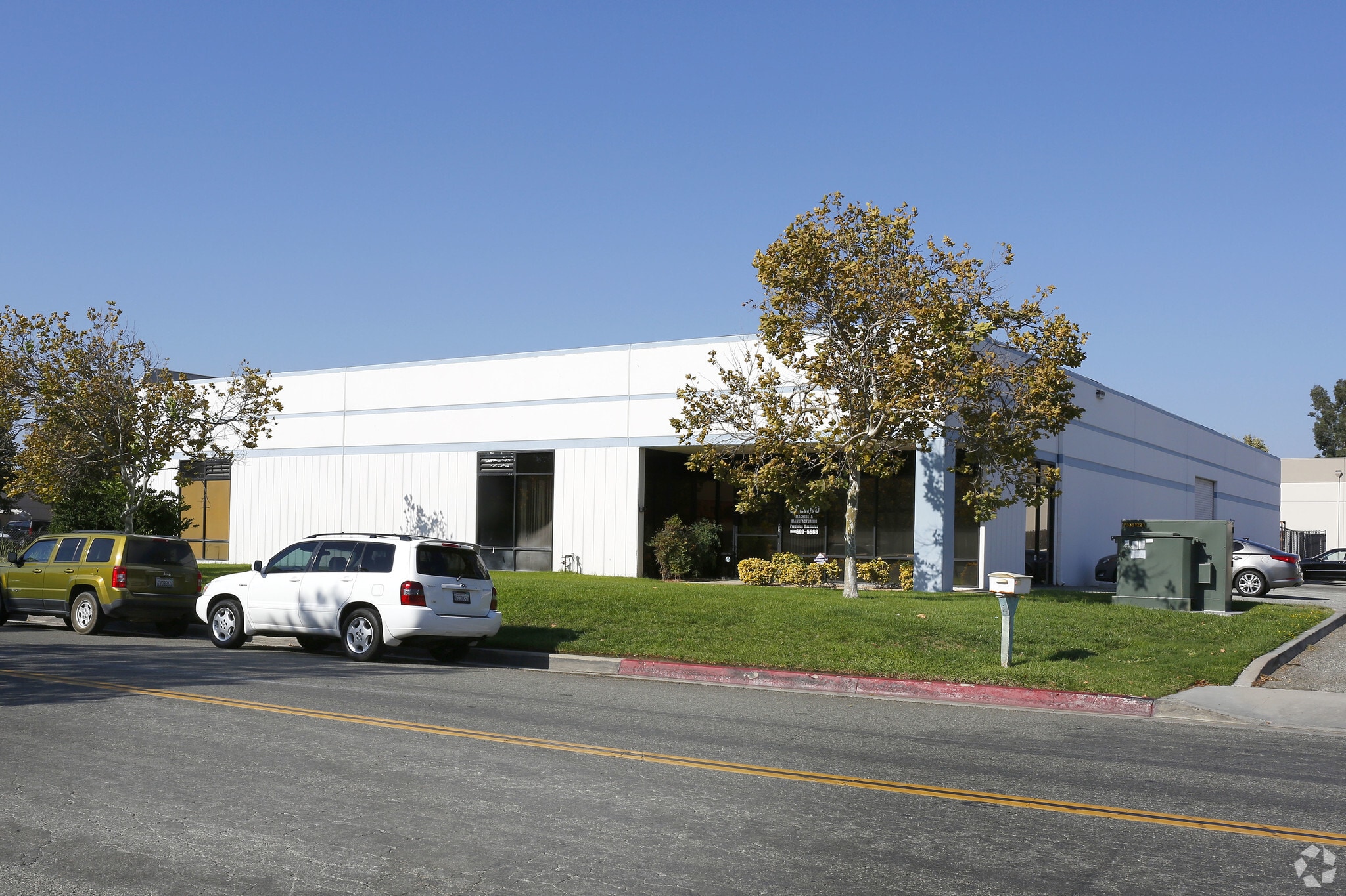 27556 Commerce Center Dr, Temecula, CA for sale Building Photo- Image 1 of 4