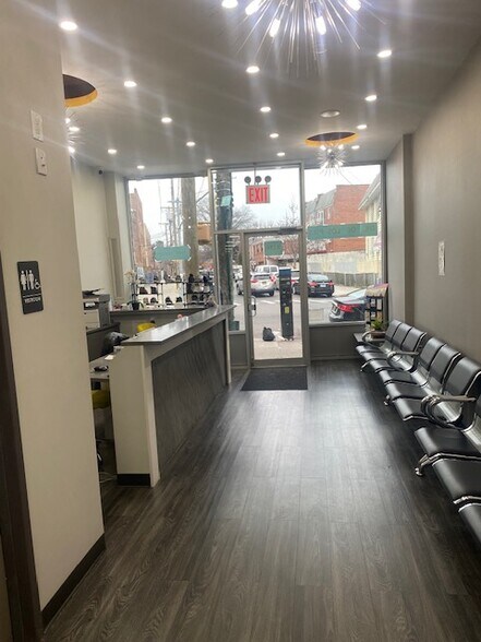 4116 Junction Blvd, Flushing, NY à louer - Photo intérieure - Image 1 de 6