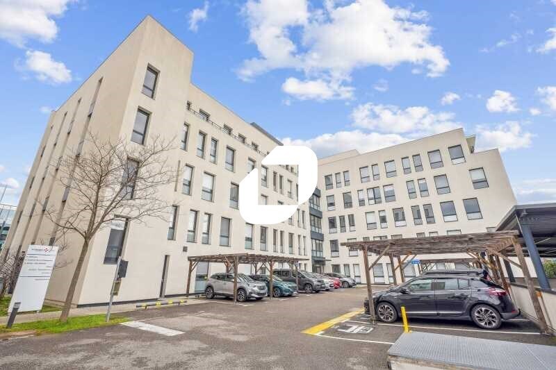 Bureau dans Villeurbanne à louer Photo du bâtiment- Image 1 de 24