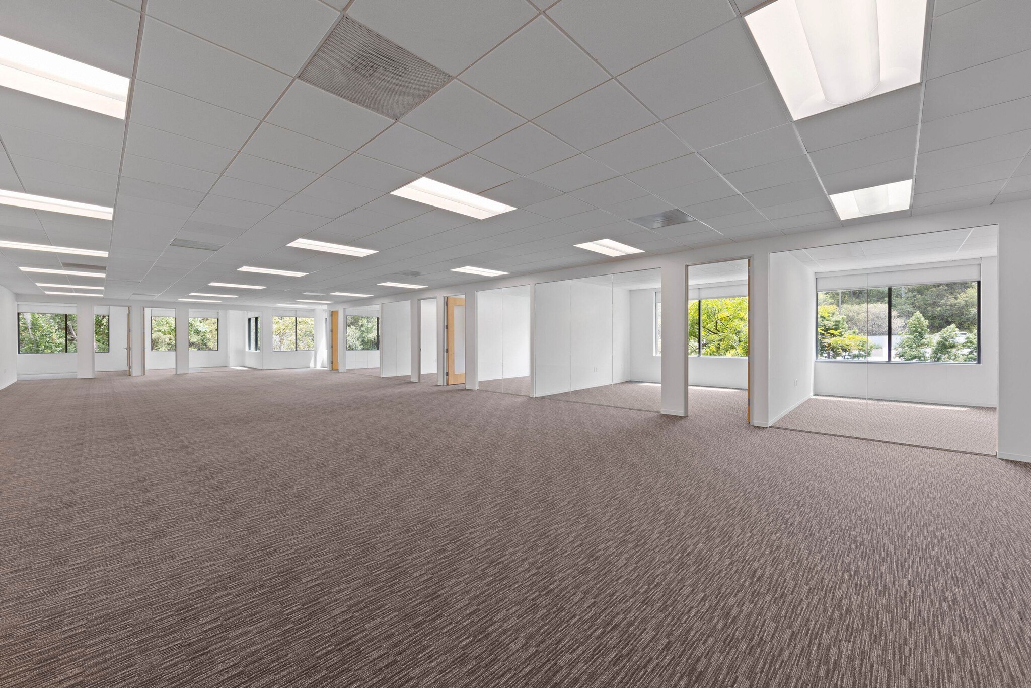 10590 W Ocean Air Dr, San Diego, CA for lease Interior Photo- Image 1 of 5