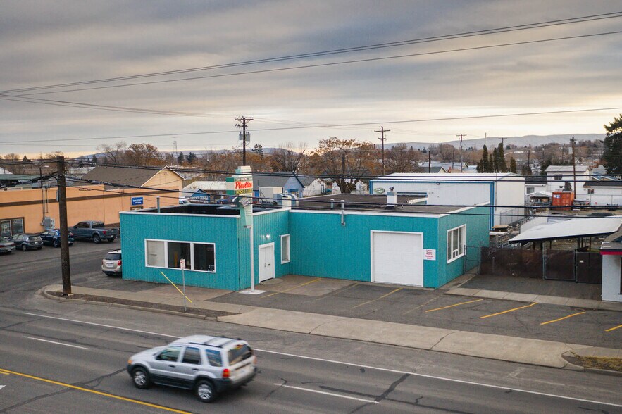 2002 Fruitvale Blvd, Yakima, WA à vendre - Photo du bâtiment - Image 3 de 32