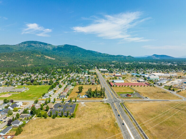 NNA Nagel Lane, Rathdrum, ID à vendre - Photo du bâtiment - Image 2 de 5
