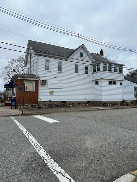 636 Ringwood Ave, Wanaque, NJ à louer - Photo du bâtiment - Image 2 de 5