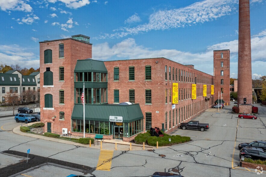 73-75 Princeton St, N Chelmsford, MA à louer - Photo principale - Image 1 de 4