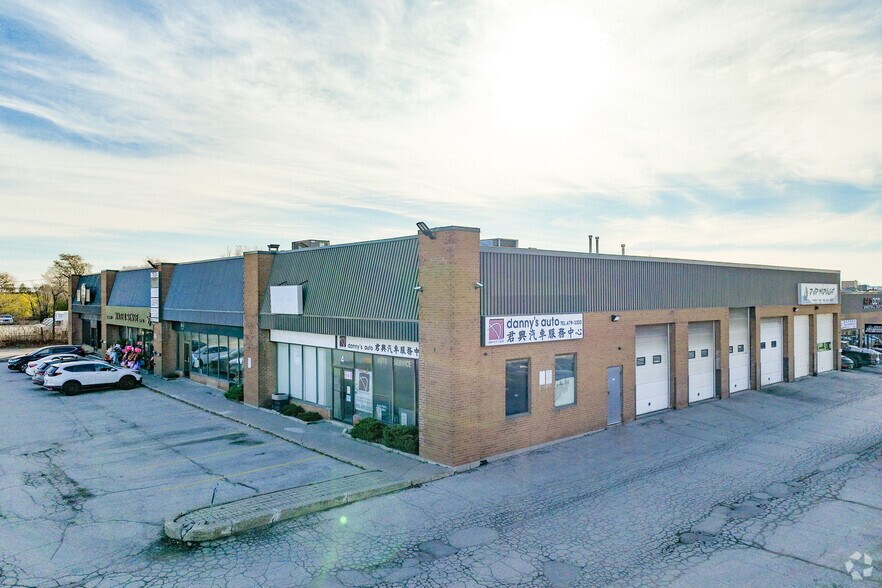 7634 Woodbine Ave, Markham, ON à vendre - Photo principale - Image 1 de 1