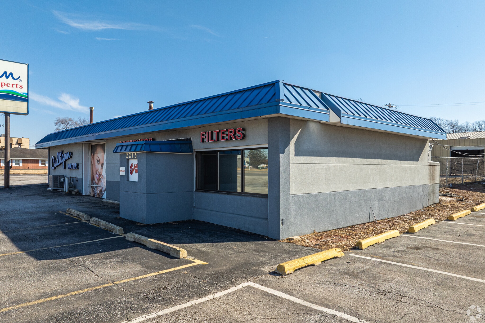 2215 W Lincoln Hwy, Merrillville, IN for lease Building Photo- Image 1 of 10