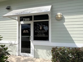 7301-7317 SW Gaines Ave, Stuart, FL for lease Building Photo- Image 1 of 4
