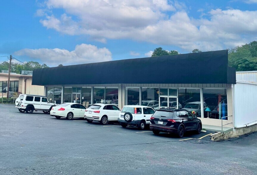 6006 Two Notch Rd, Columbia, SC à louer - Photo du bâtiment - Image 2 de 7