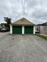 596 Barrett Ave, Haverford Township, PA for lease Building Photo- Image 2 of 6