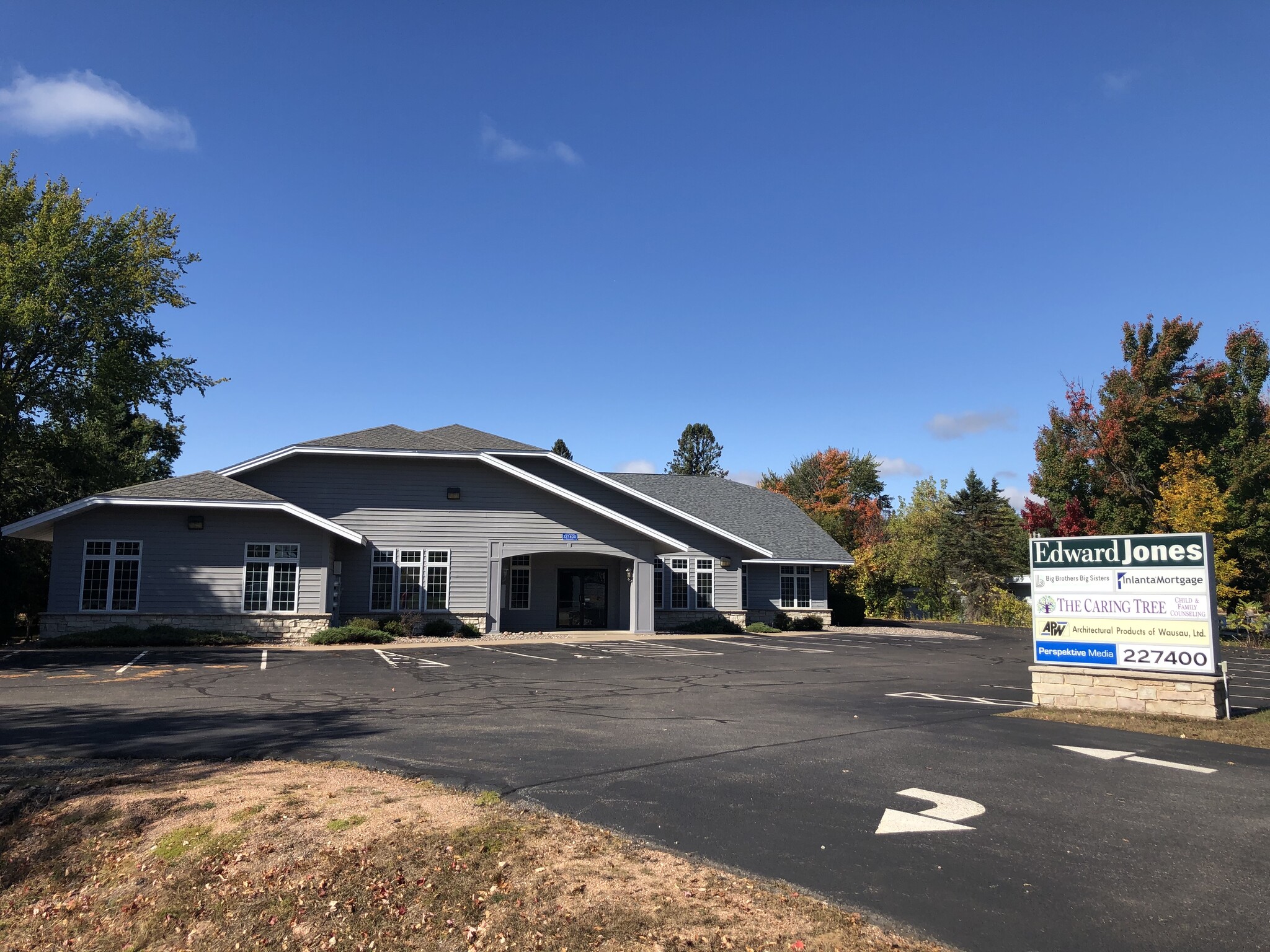 227400 Rib Mountain Dr, Wausau, WI for sale Building Photo- Image 1 of 1